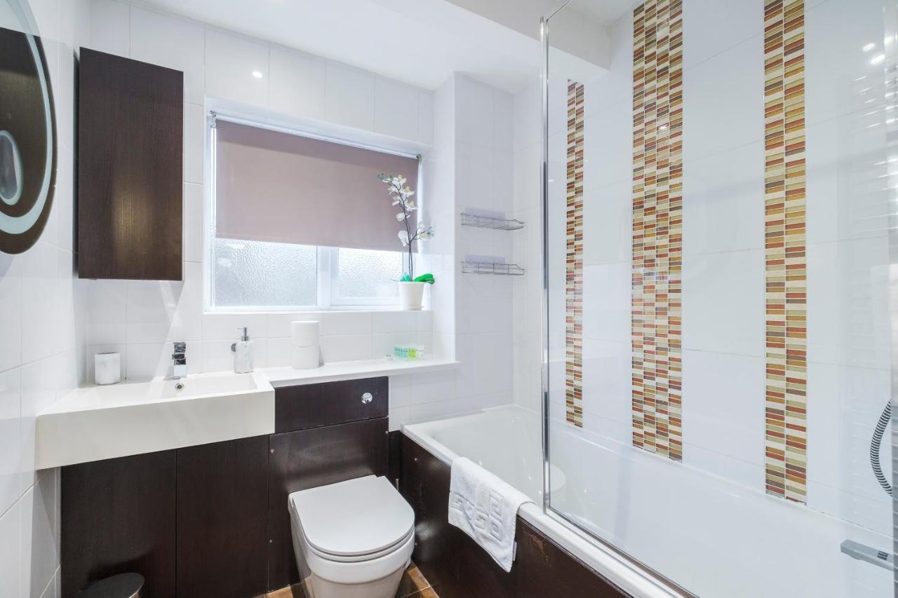 Апартаменты Beautiful 3 Bed House With Amazing Views In Dartford, Kent Экстерьер фото